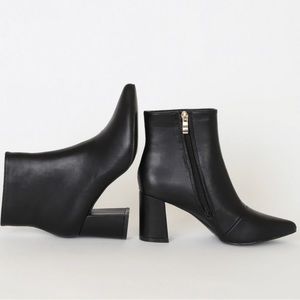 Sarai Black Pointed-Toe Ankle Booties
